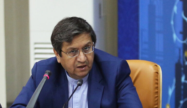 همتی: برخی وعدههای نامزدهای انتخابات عوامفریبی است همتی: برخی وعدههای نامزدهای انتخابات عوامفریبی است